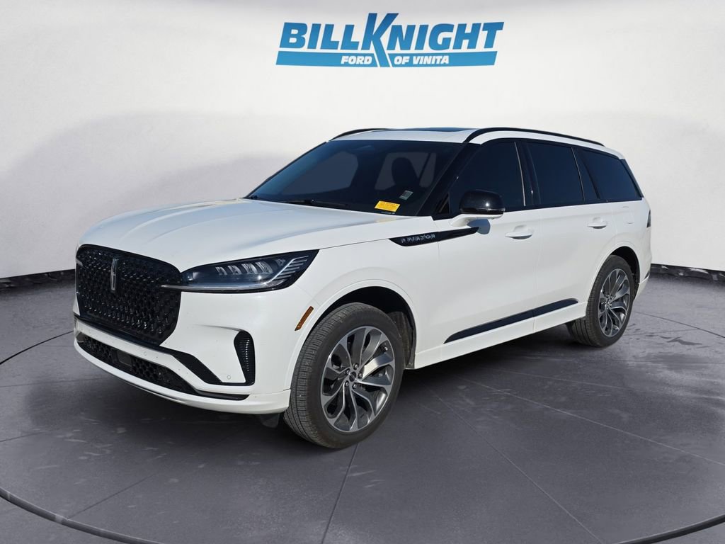 Used 2025 Lincoln Aviator AWD w/ Jet Appearance Package image 1