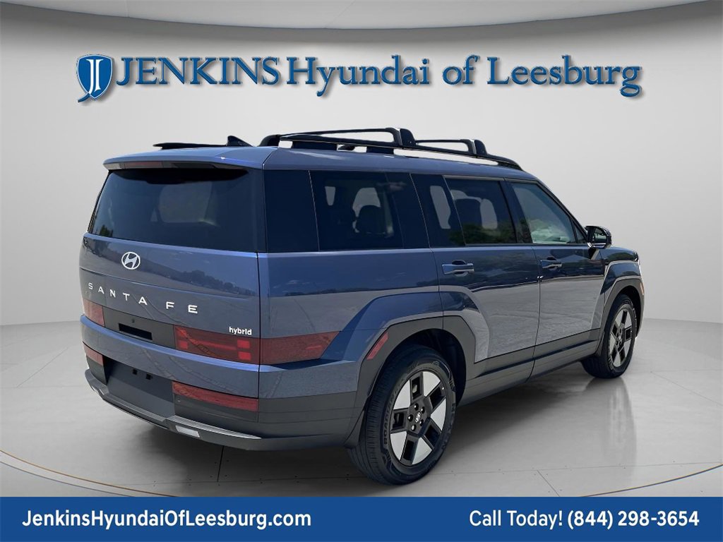 Used 2025 Hyundai Santa Fe SEL image 3
