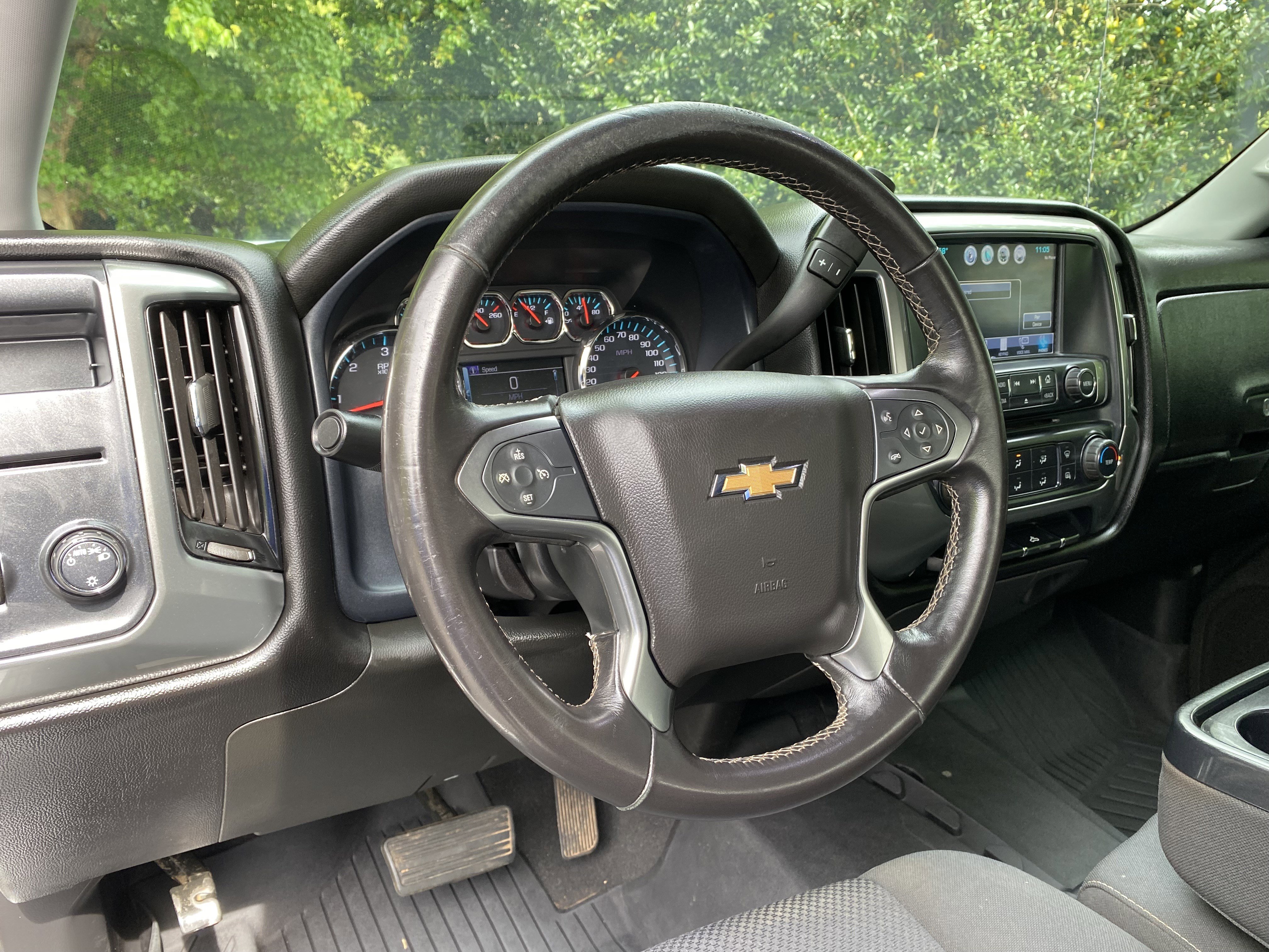 Used 2018 Chevrolet Silverado 1500 LT image 17