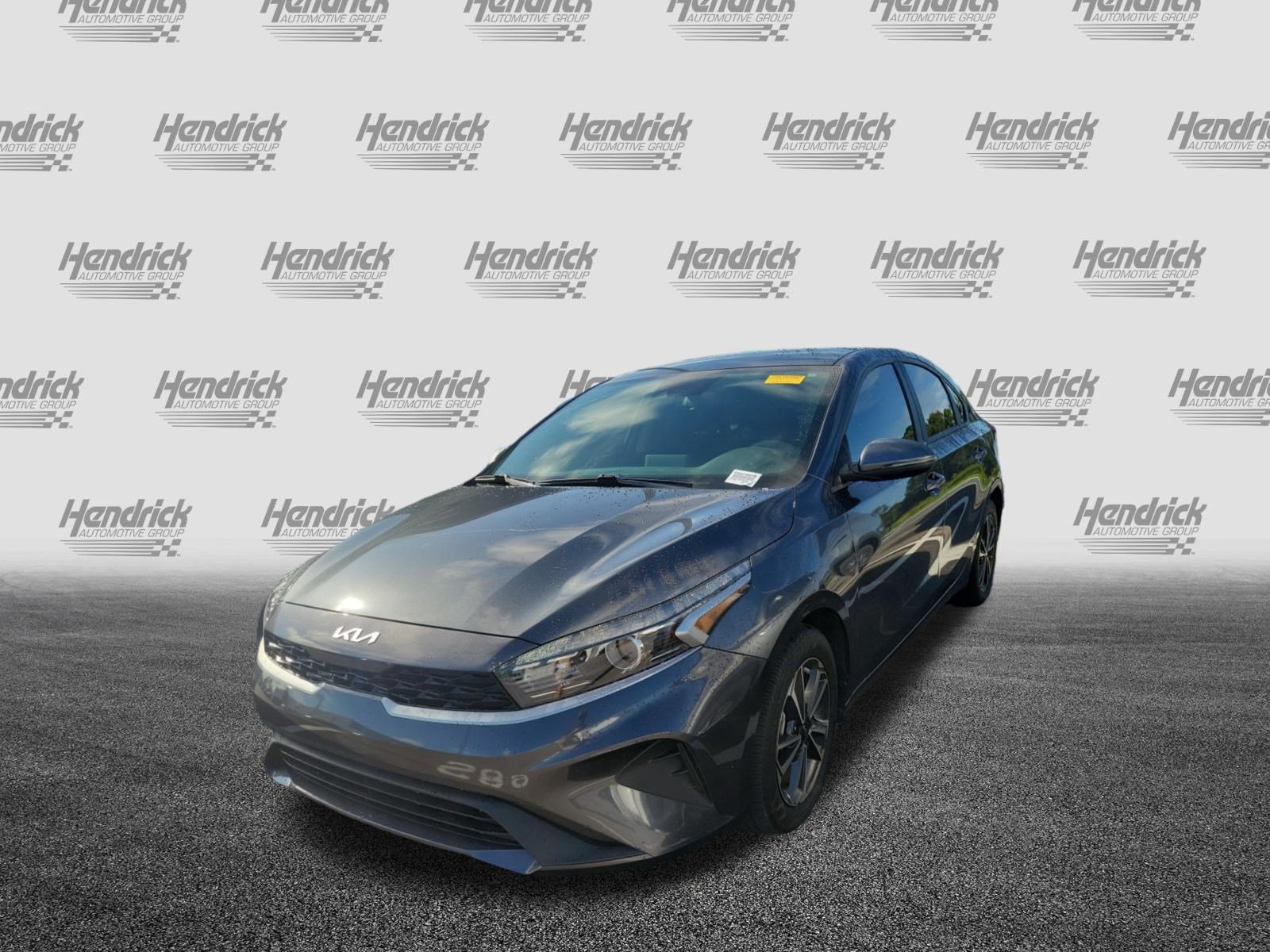 Used 2023 Kia Forte LXS w/ LXS Technology Package FWD image 4