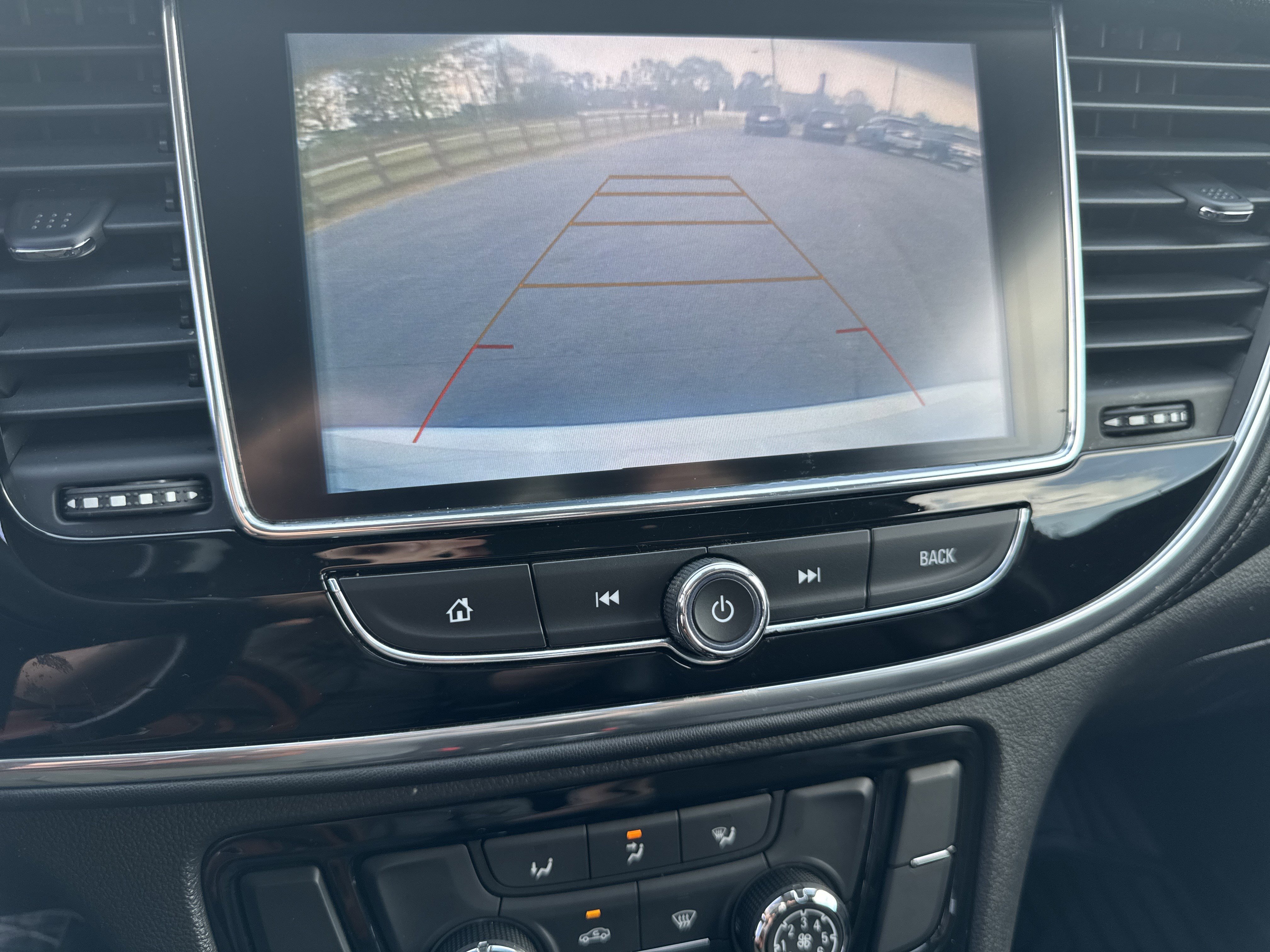 Used 2019 Buick Encore Preferred image 27