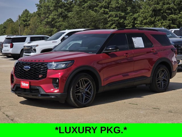 Used 2025 Ford Explorer ST AWD/4WD image 3