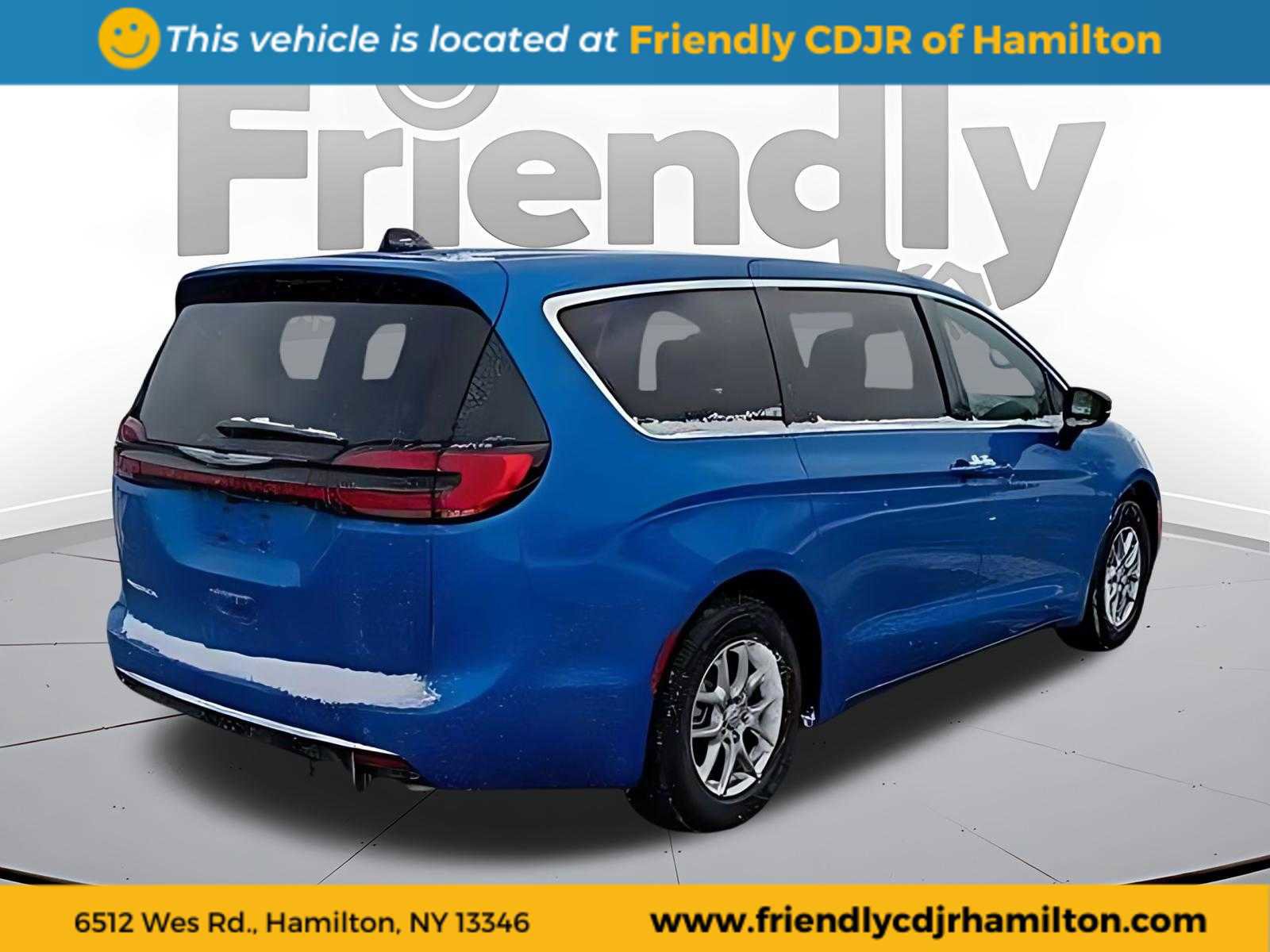 New 2026 Chrysler Pacifica Select image 5