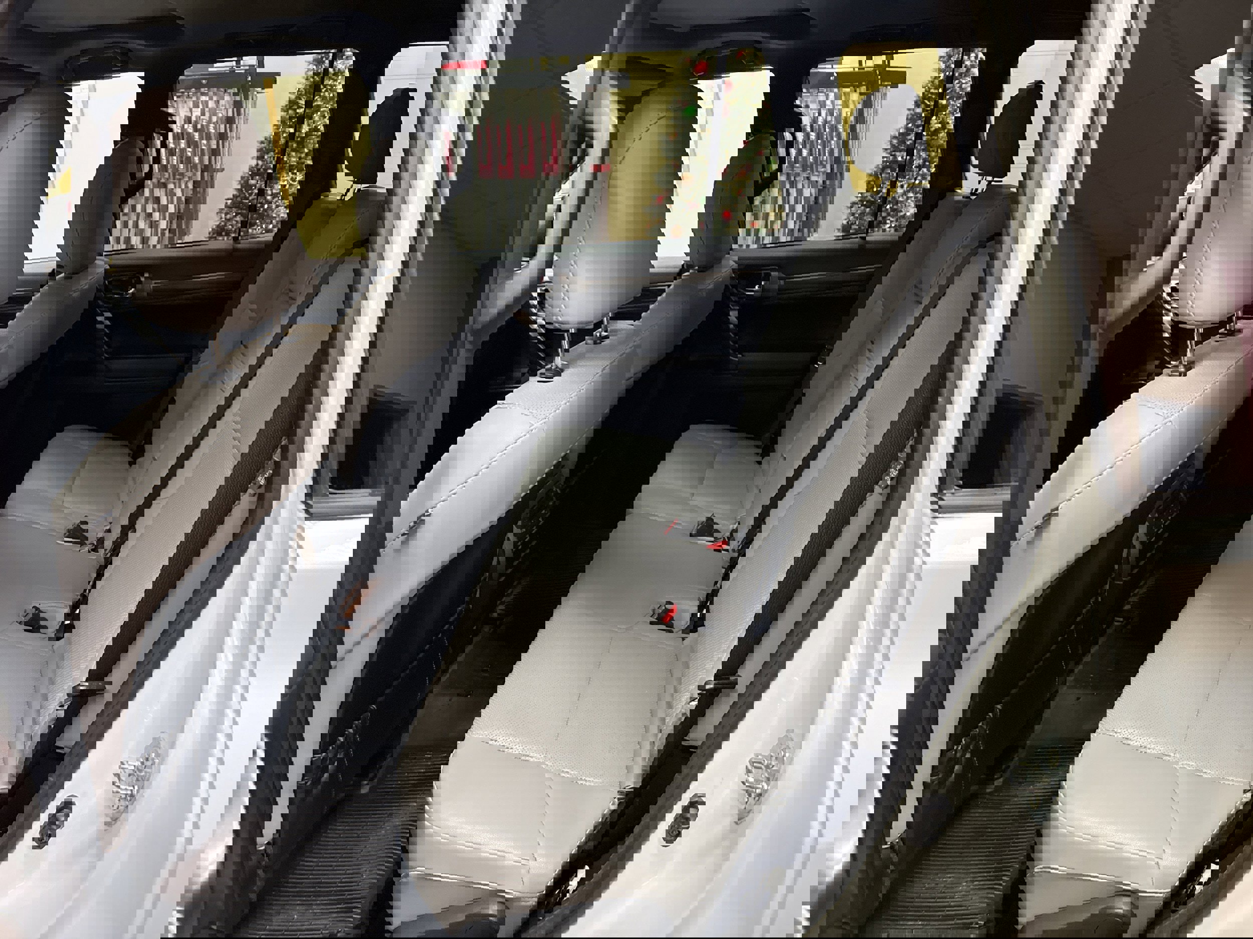 Used 2023 Lexus GX 460 Luxury image 24