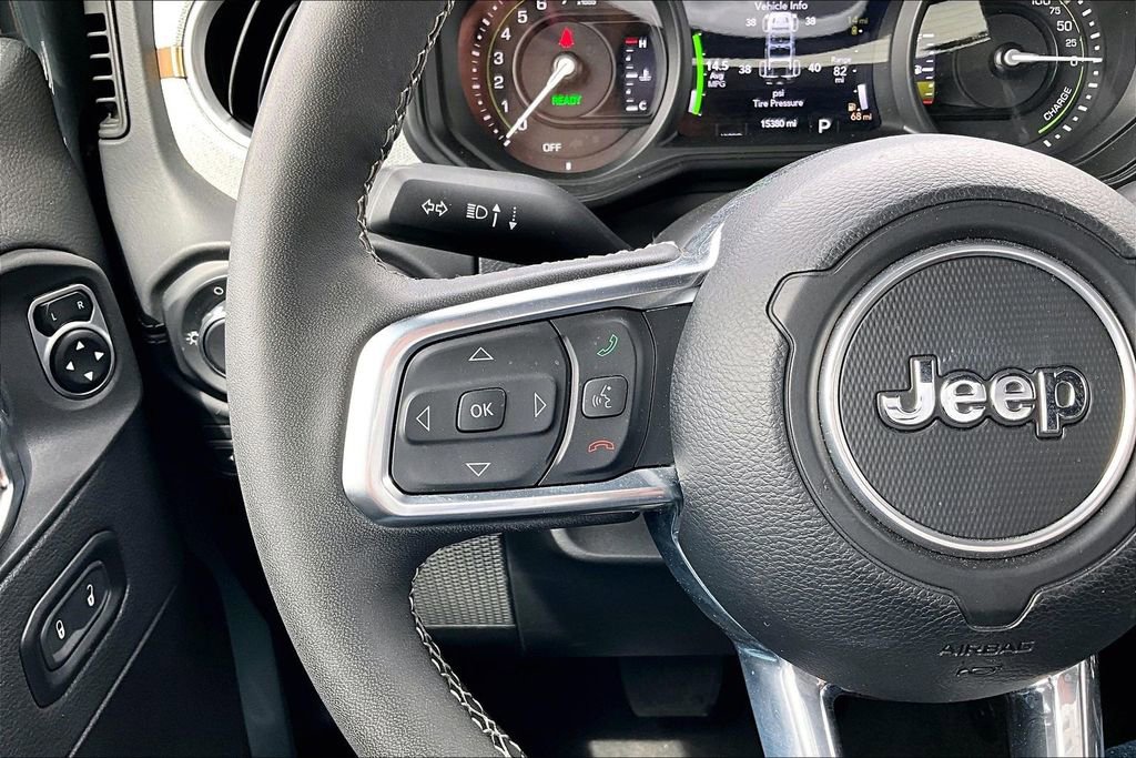 Certified 2025 Jeep Wrangler Unlimited Sahara w/ Safety Group image 6