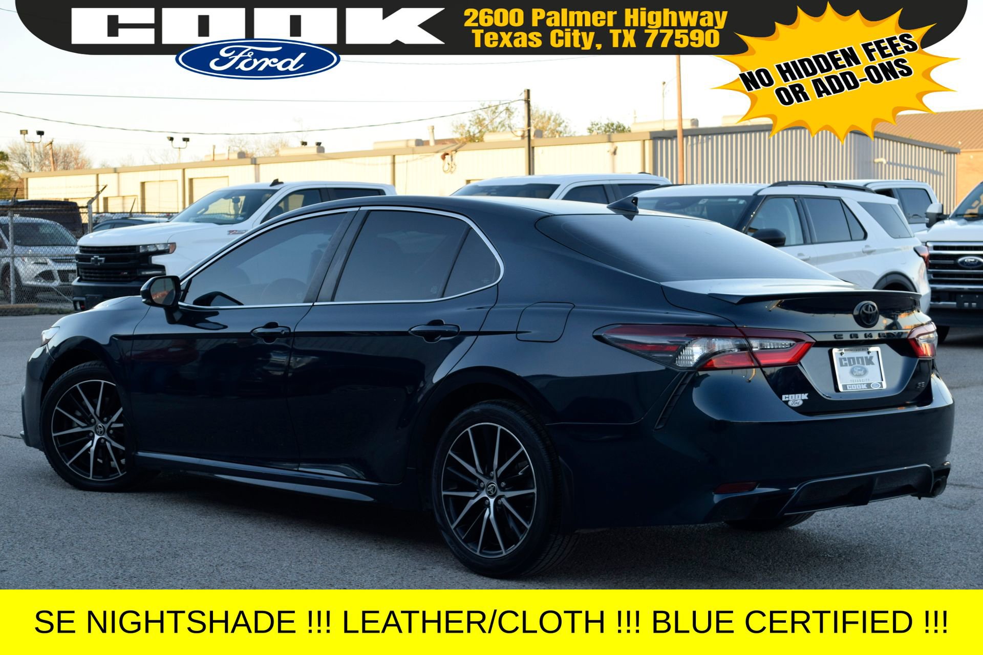 Used 2021 Toyota Camry SE w/ Convenience Package image 4