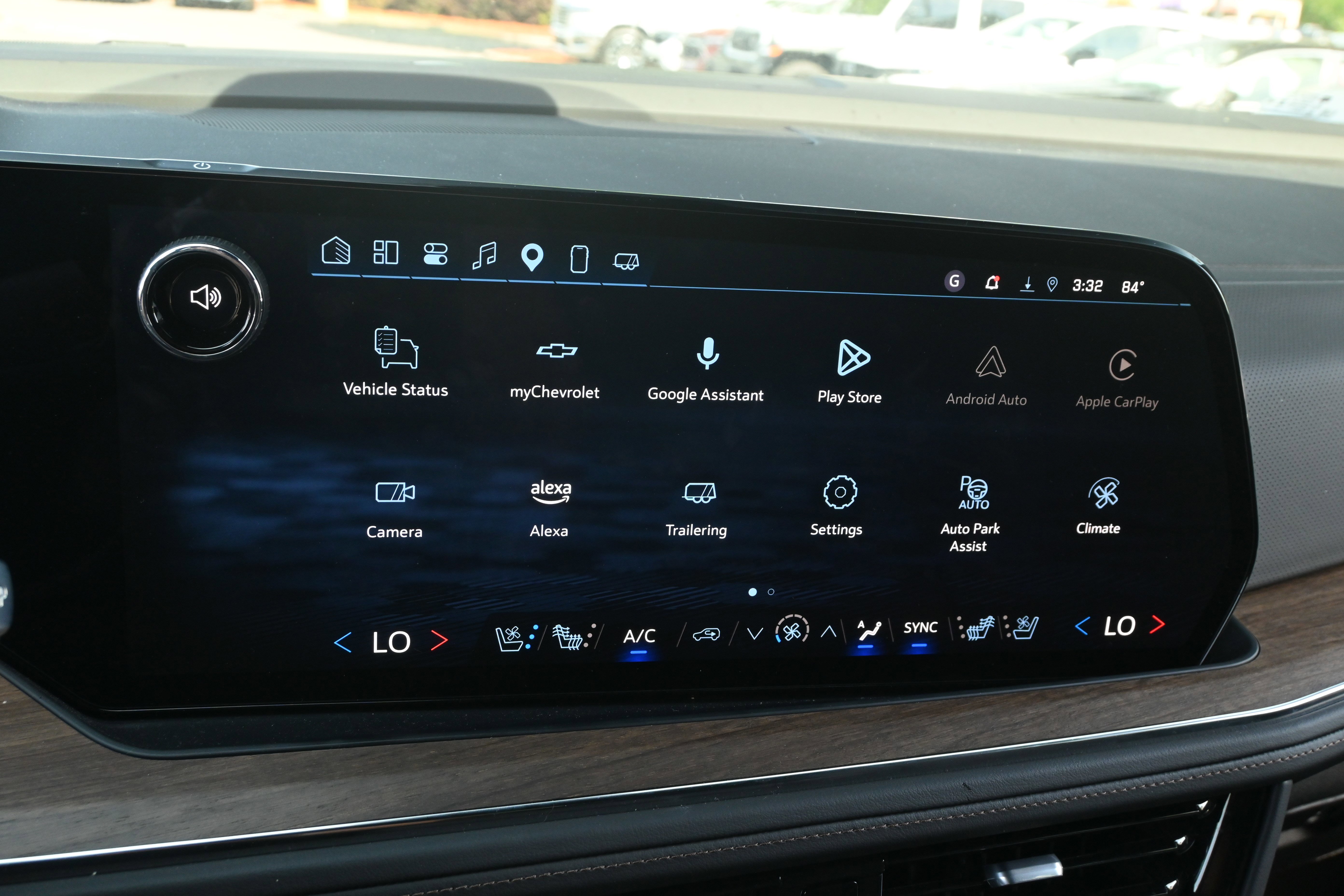 Used 2025 Chevrolet Tahoe High Country image 8