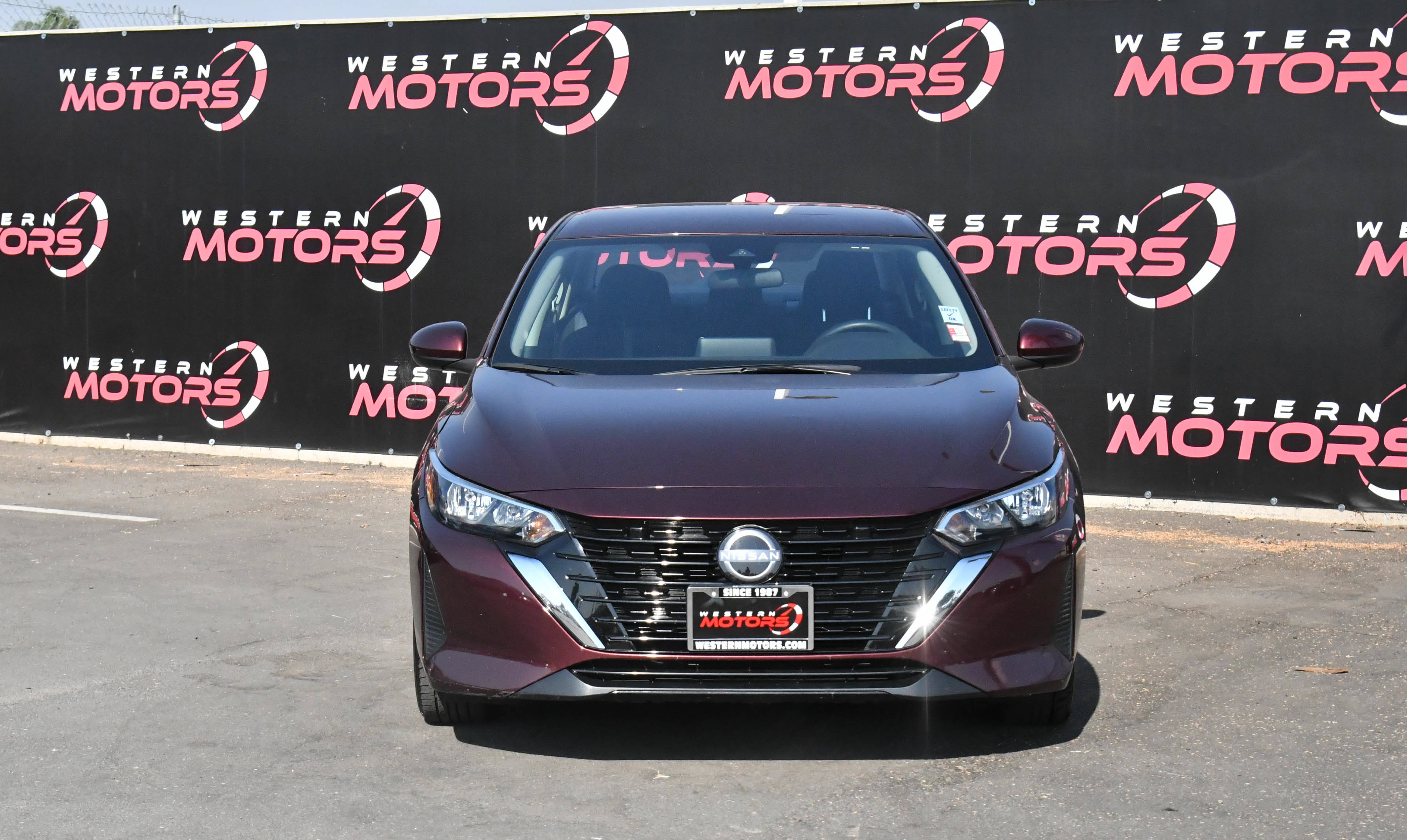 Used 2025 Nissan Sentra SV FWD image 2