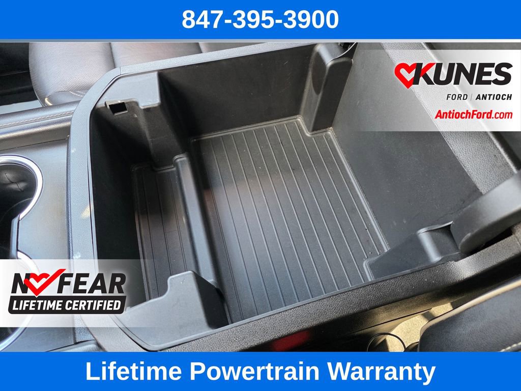 Used 2024 Chevrolet Tahoe Premier AWD/4WD image 47