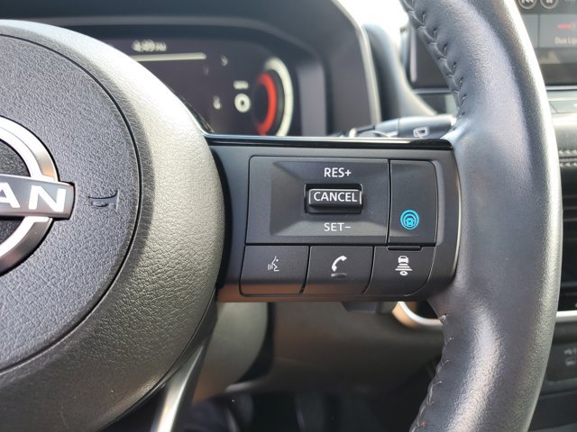 Used 2024 Nissan Rogue Platinum w/ Platinum Premium Package AWD/4WD image 13