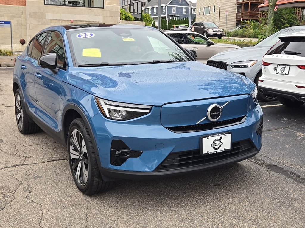 Certified 2023 Volvo C40 P8 Recharge Plus AWD/4WD image 3