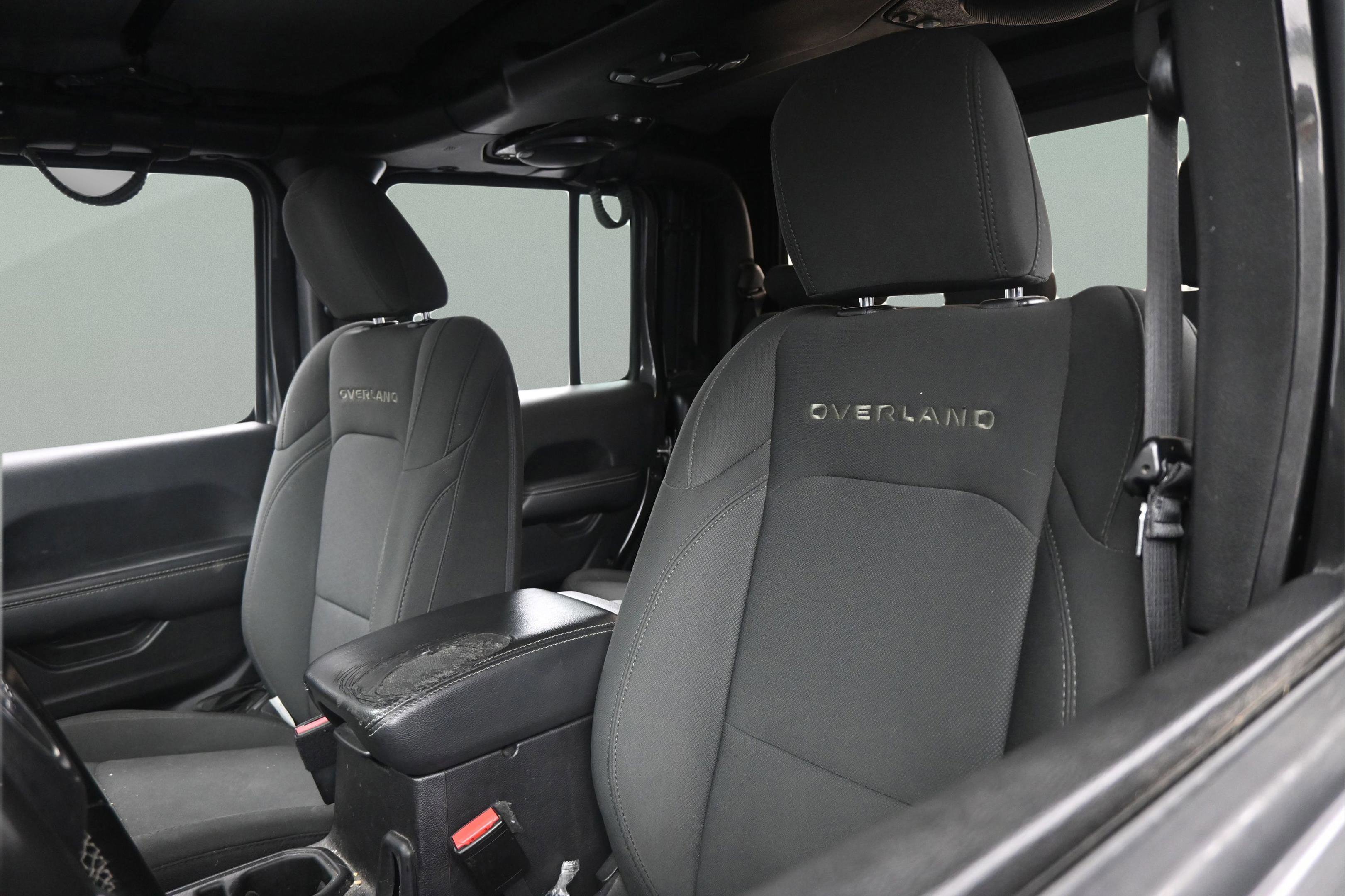 Used 2021 Jeep Gladiator Overland w/ Safety Group AWD/4WD image 33