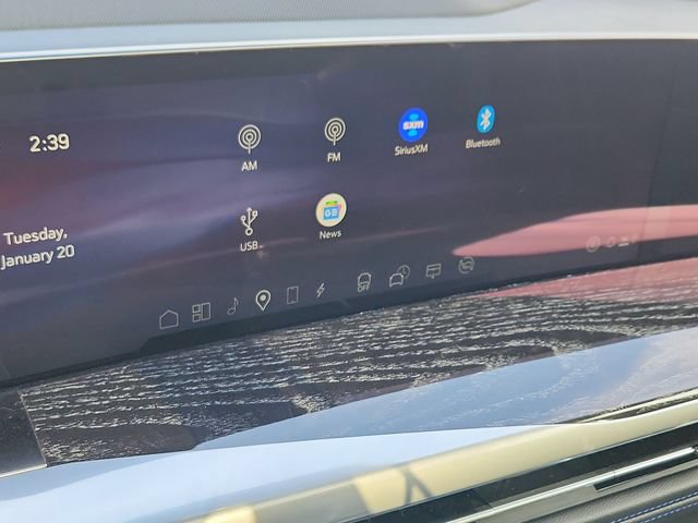 New 2026 Cadillac Escalade IQL Sport 1 w/ LPO, ONYX Package AWD/4WD image 15
