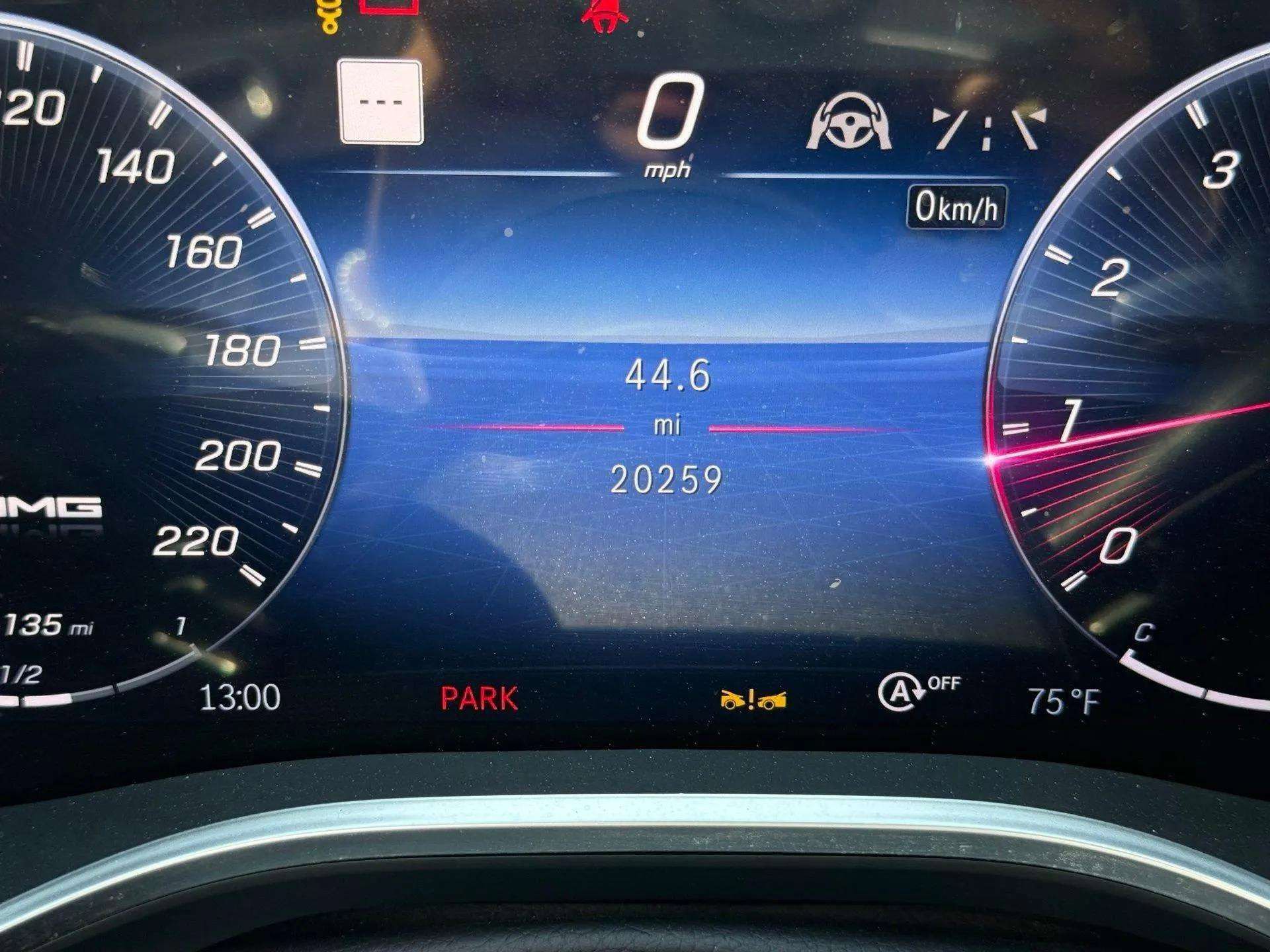 Used 2022 Mercedes-Benz SL 63 AMG 4MATIC image 45