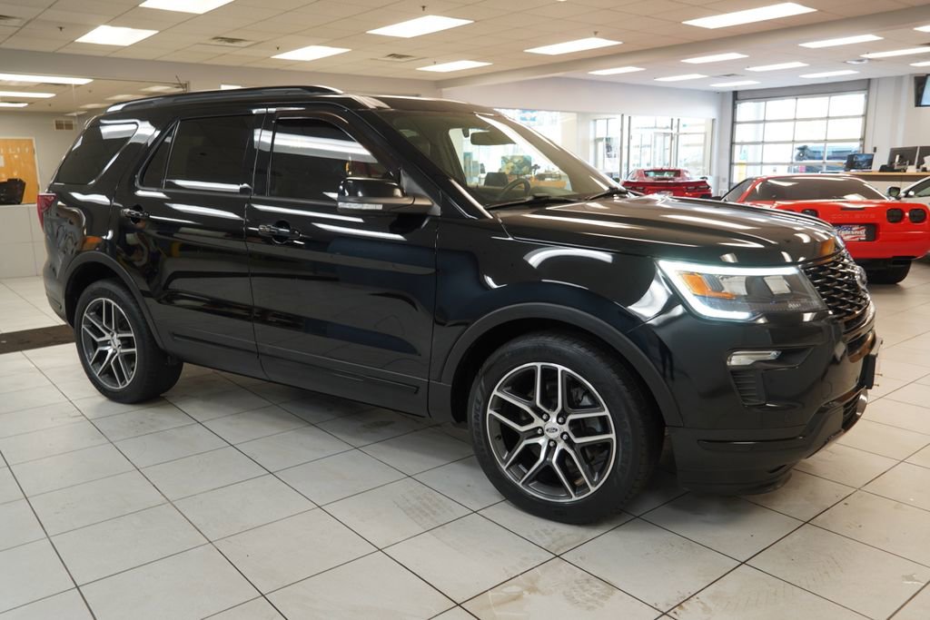 Used 2018 Ford Explorer Sport w/ Equipment Group 401A AWD/4WD image 14