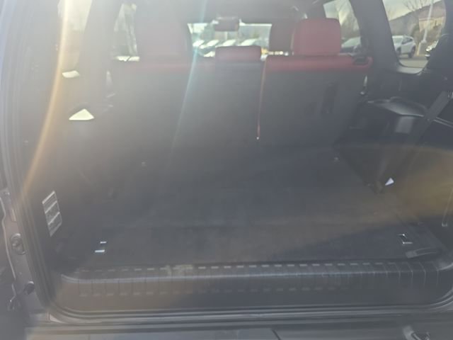 Used 2021 Lexus GX 460 Luxury w/ Off Road Package AWD/4WD image 17