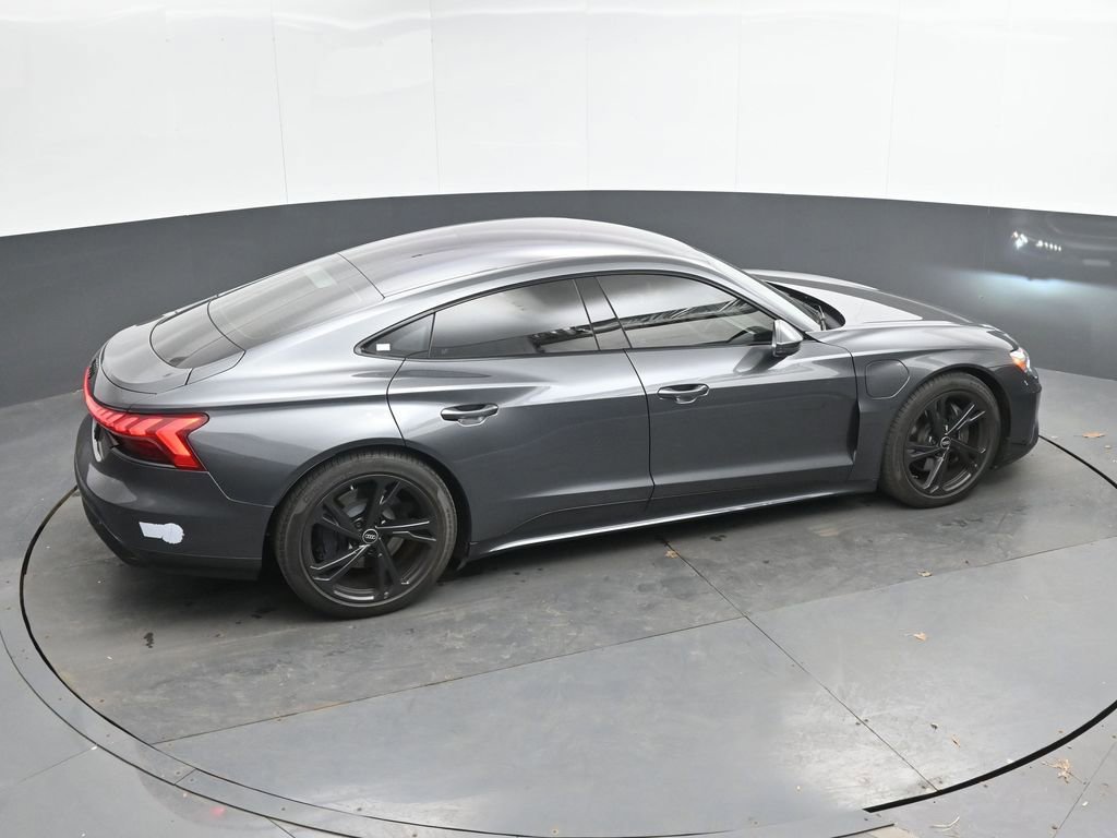 Used 2023 Audi e-tron GT Premium Plus image 35