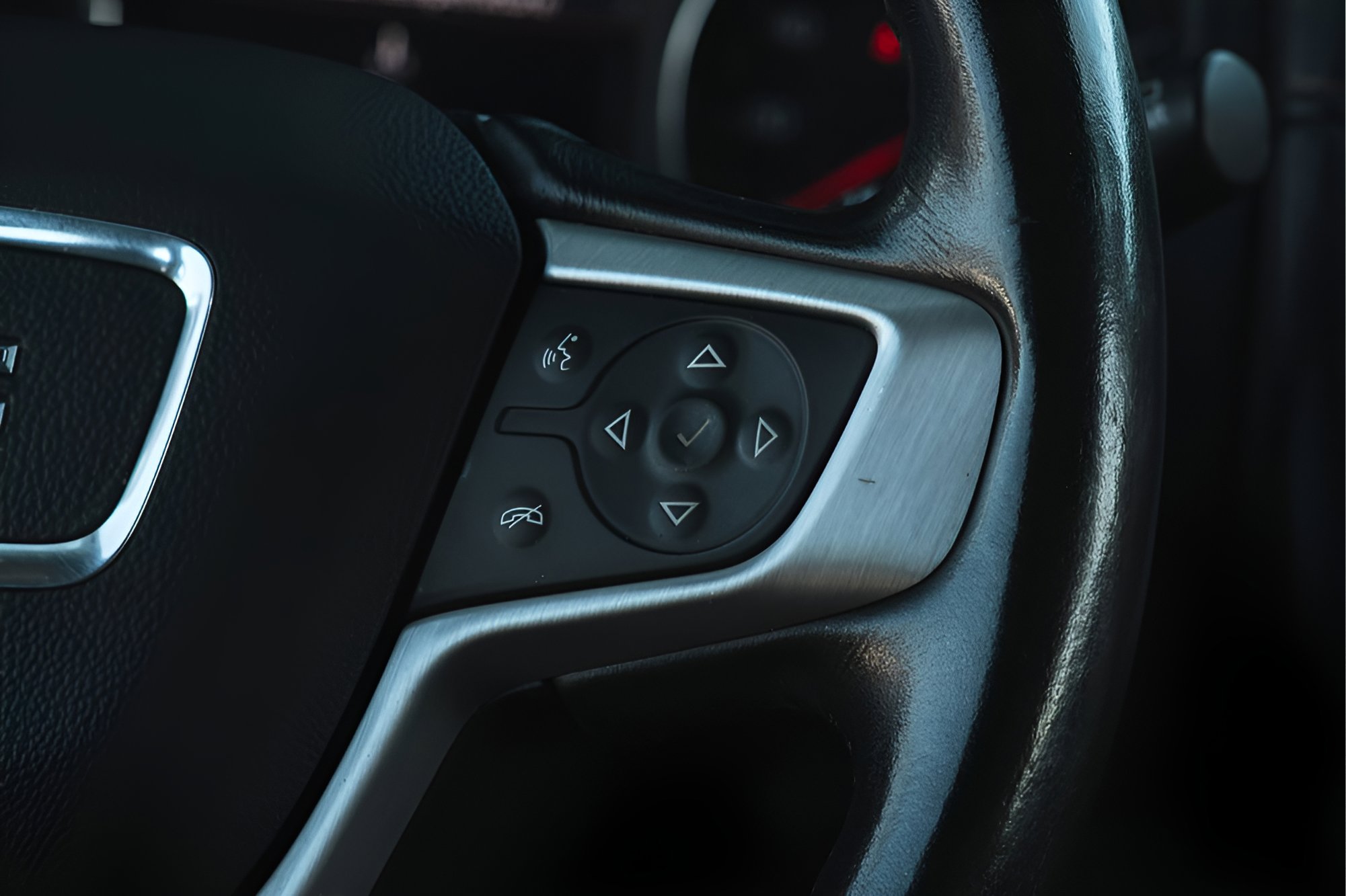 Used 2020 GMC Terrain SLT image 28