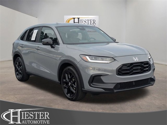 Used 2025 Honda HR-V Sport image 1