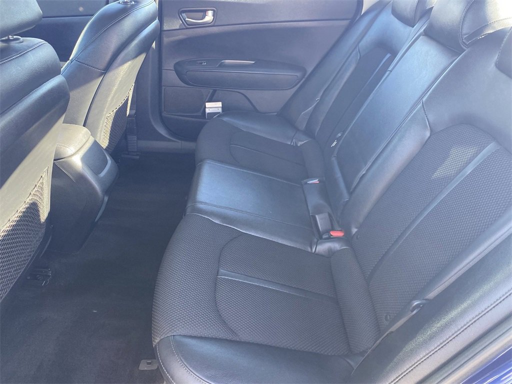 Used 2020 Kia Optima S image 17