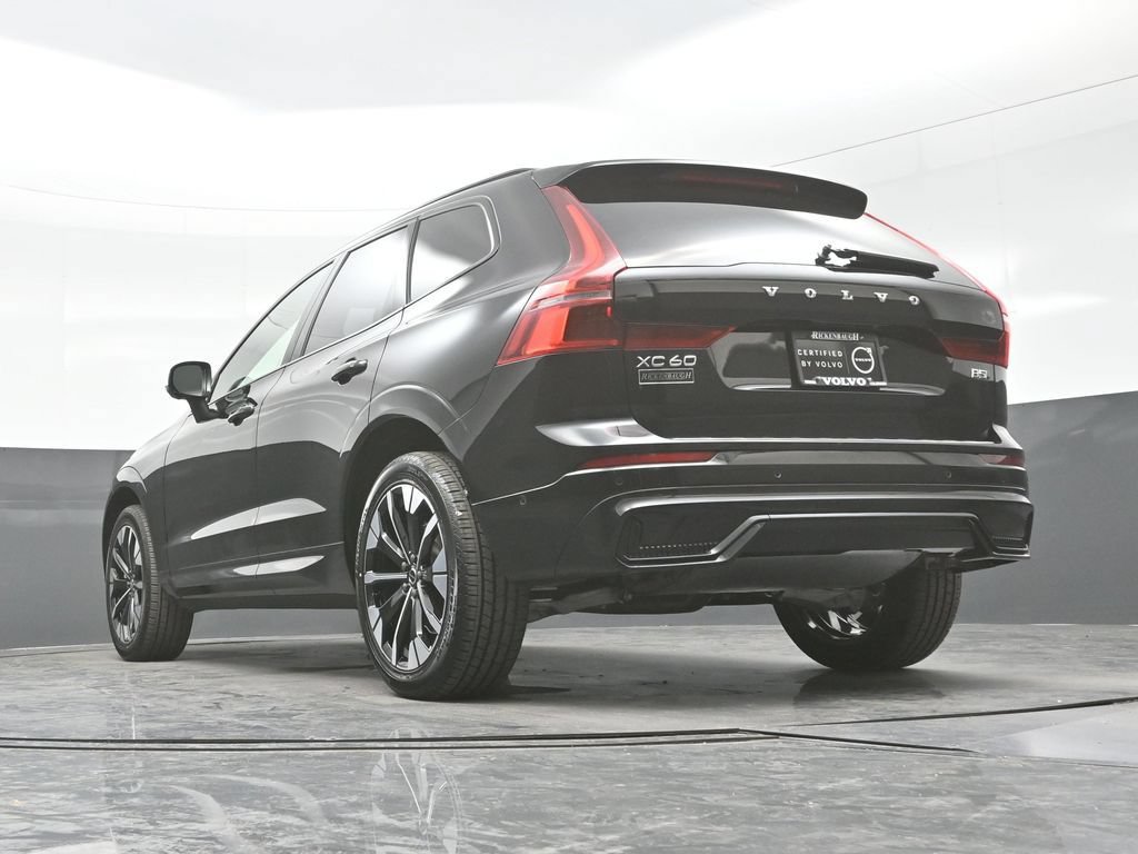 Used 2026 Volvo XC60 B5 Plus AWD/4WD image 26