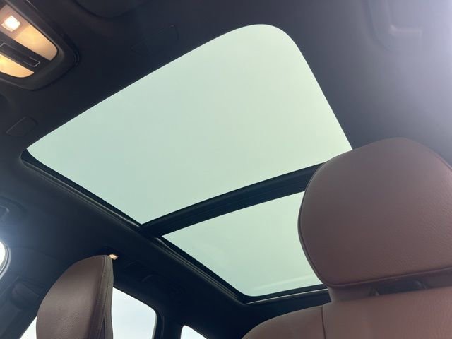 Certified 2024 Volvo XC60 T8 Plus w/ Protection Package Premier image 29