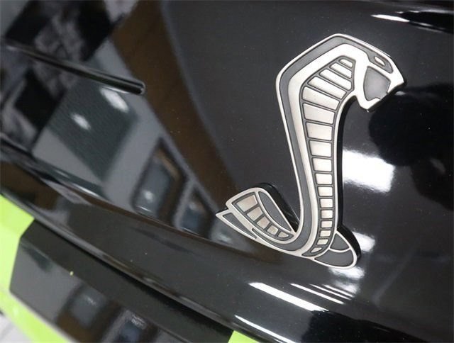 Used 2020 Ford Mustang Shelby GT500 w/ Technology Package RWD image 9