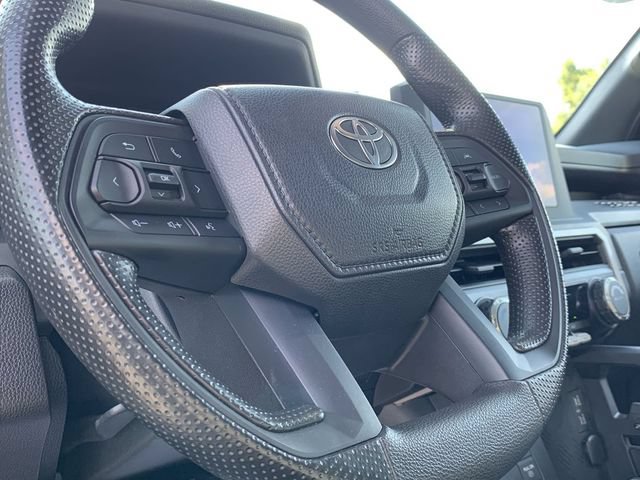 Used 2025 Toyota Tacoma SR w/ SR Upgrade Package AWD/4WD image 19