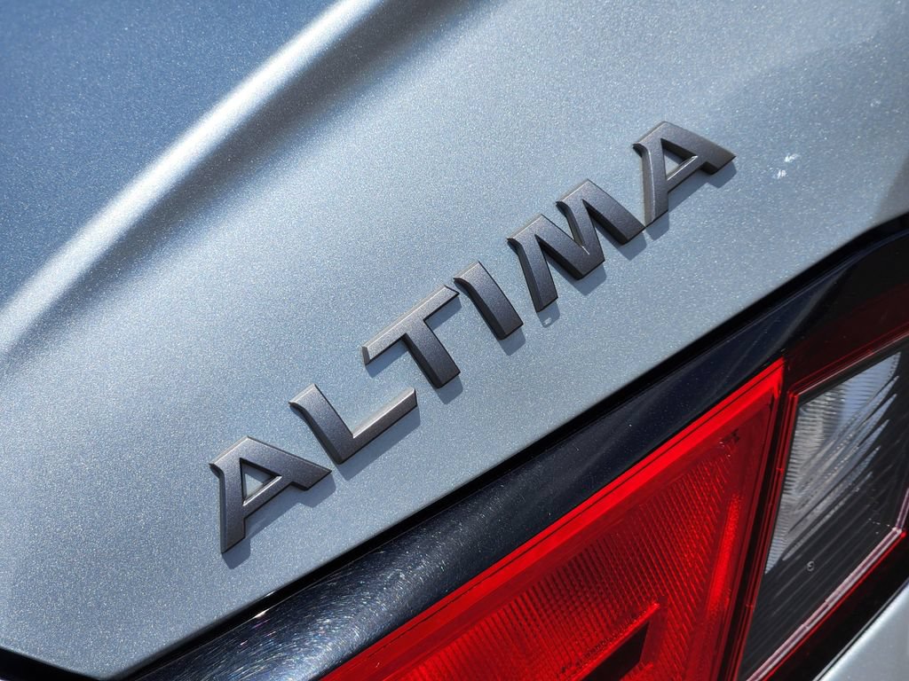 Used 2024 Nissan Altima 2.5 SR AWD/4WD image 8