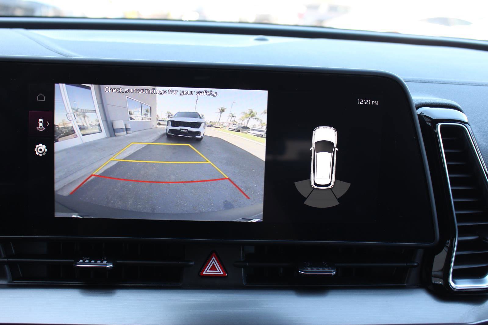 Used 2025 Kia Sportage EX image 22