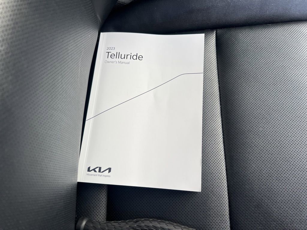 Certified 2023 Kia Telluride S w/ S Sunroof Package image 27