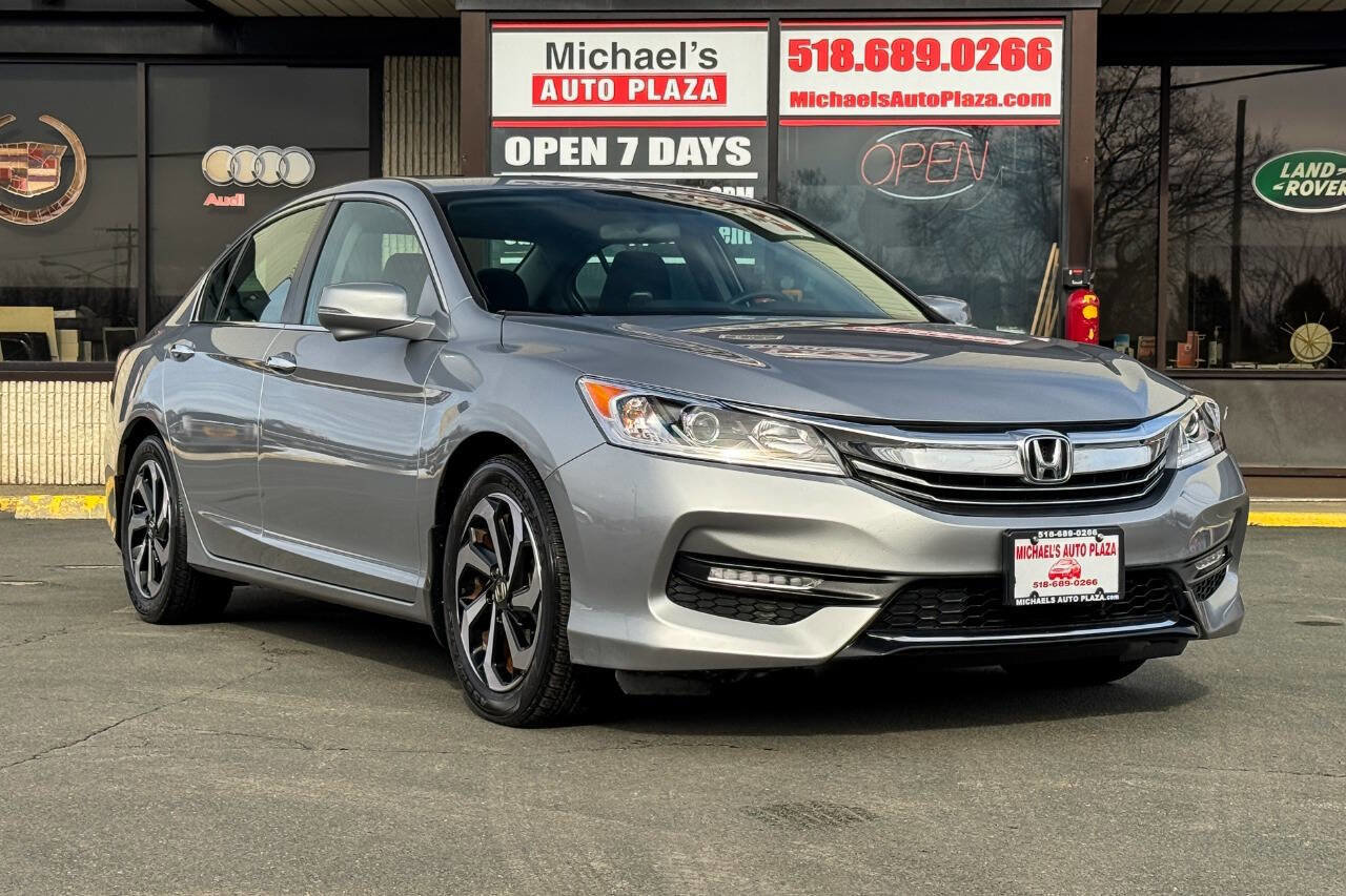 Used 2016 Honda Accord EX image 1