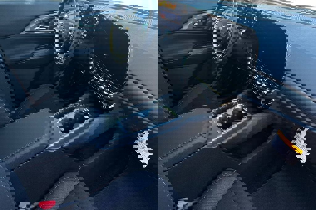 New 2026 Chevrolet Equinox EV LT image 16