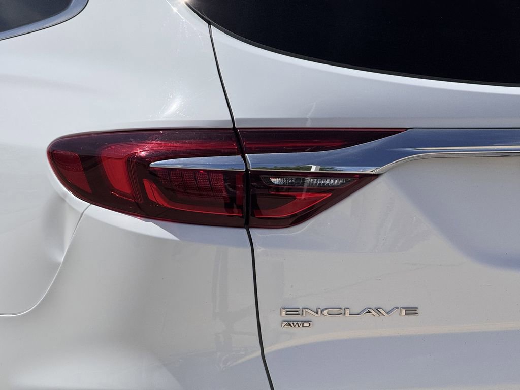 Used 2021 Buick Enclave Premium w/ Sun and Sites Package image 10