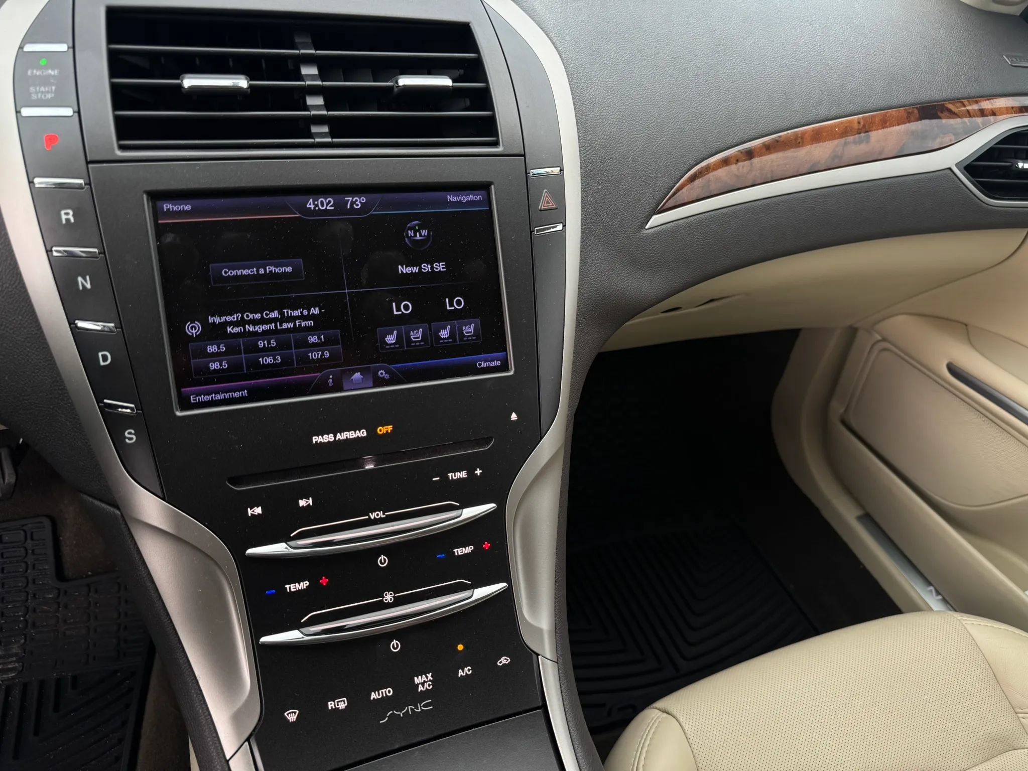Used 2013 Lincoln MKZ FWD image 18