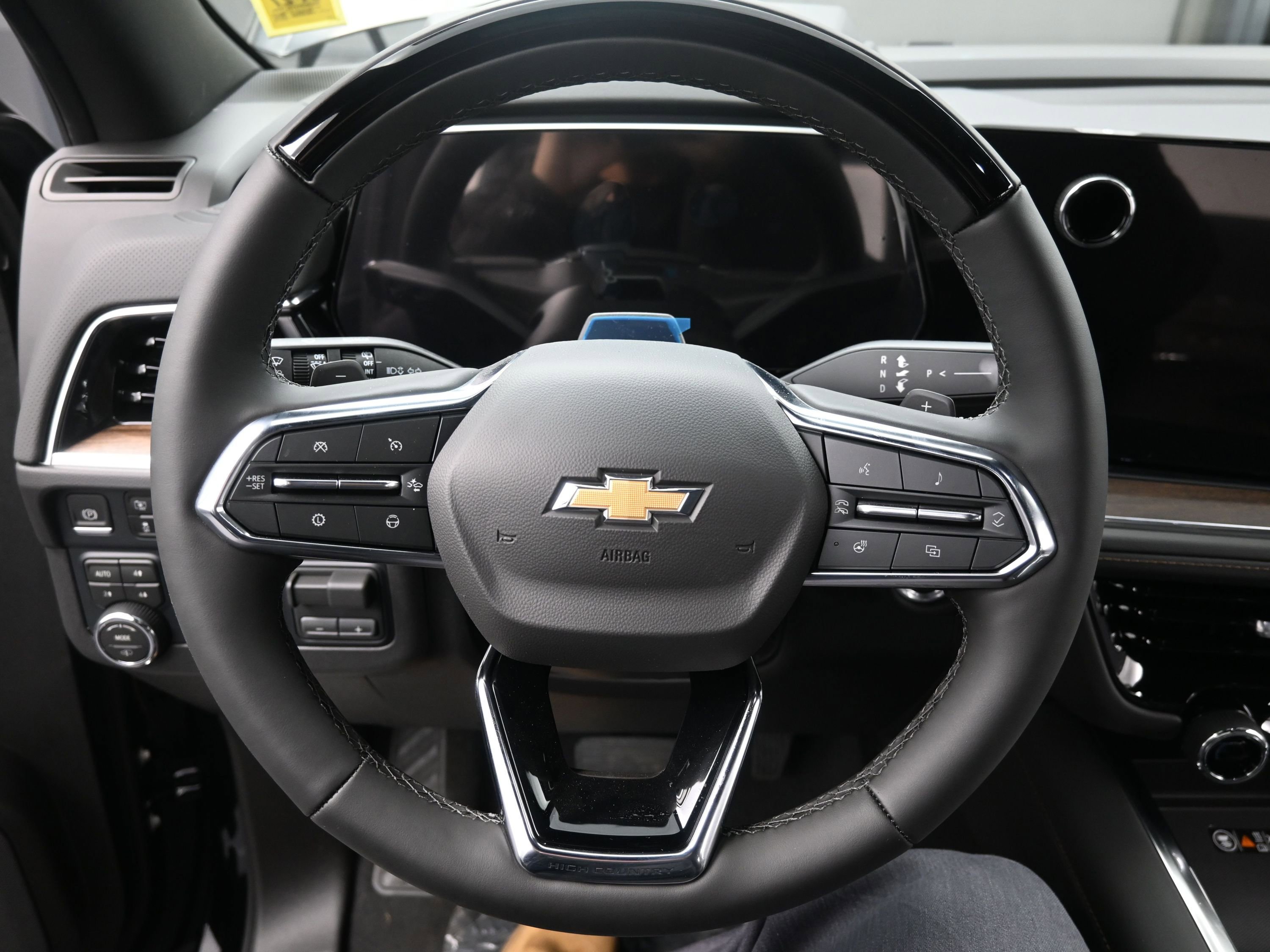 New 2026 Chevrolet Suburban High Country image 19