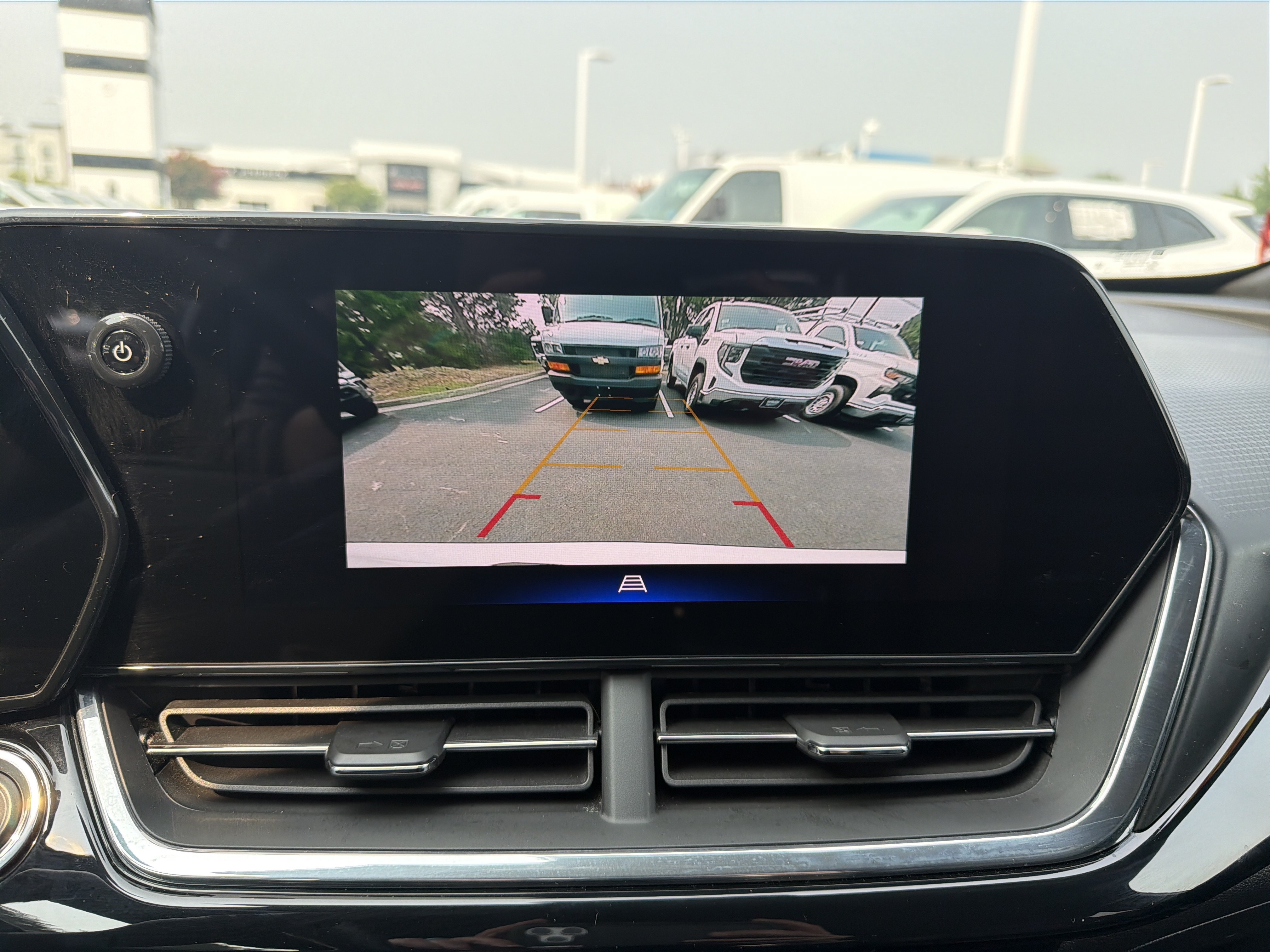 Used 2024 Chevrolet Trax RS FWD image 25