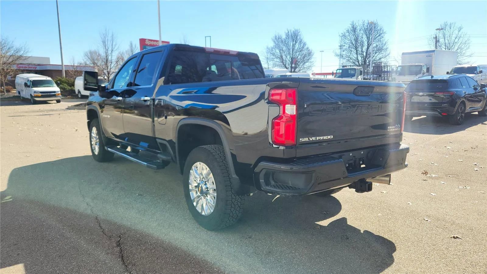 Used 2022 Chevrolet Silverado 3500 High Country w/ Safety Package II image 12
