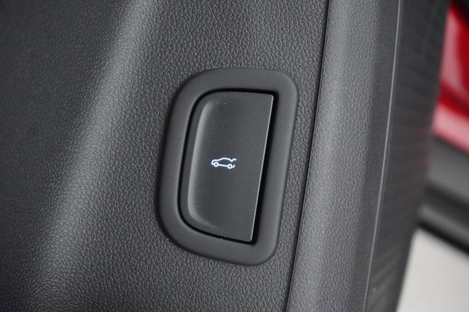 New 2026 Chevrolet Traverse LT w/ Sun and Wheel Package image 15