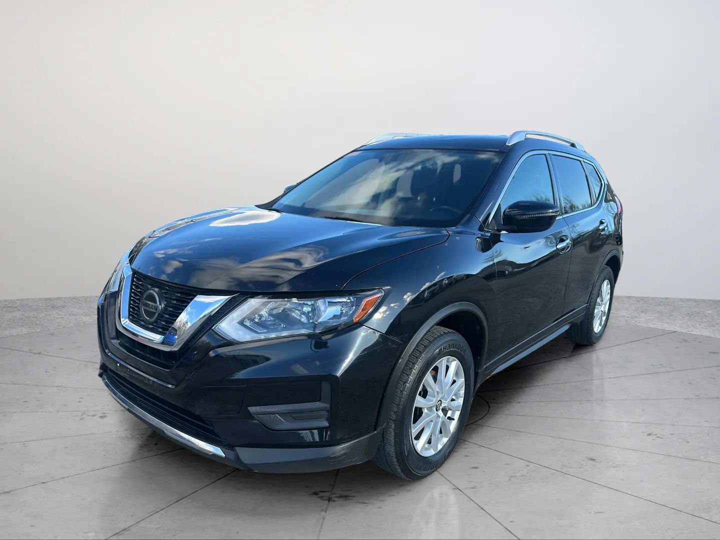 Used 2019 Nissan Rogue SV AWD/4WD image 9