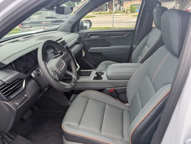New 2026 GMC Acadia AT4 w/ Super Cruise Package AWD/4WD image 13