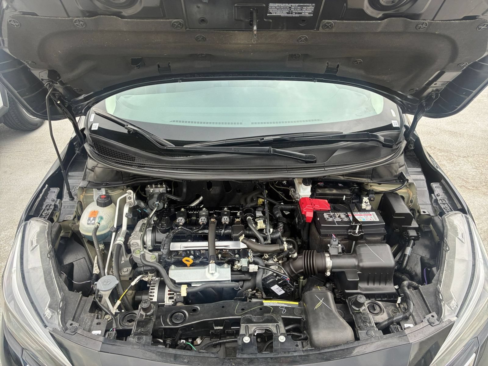 Used 2025 Nissan Versa SV FWD image 29