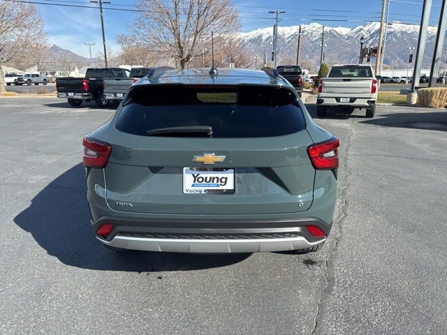 Used 2025 Chevrolet Trax LT image 6