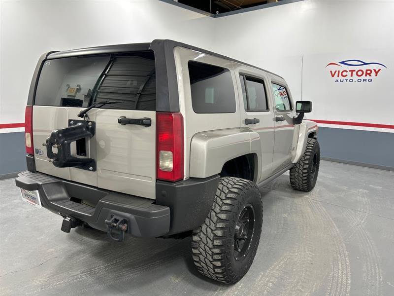 Used 2006 HUMMER H3 AWD/4WD image 3