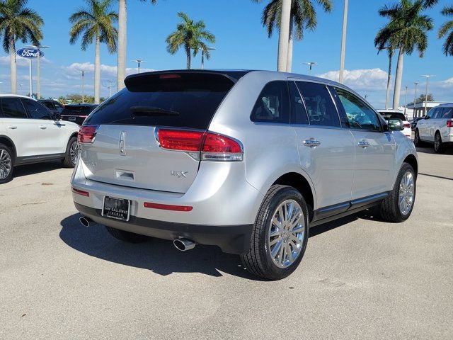 Used 2014 Lincoln MKX FWD w/ Equipment Group 102A image 28