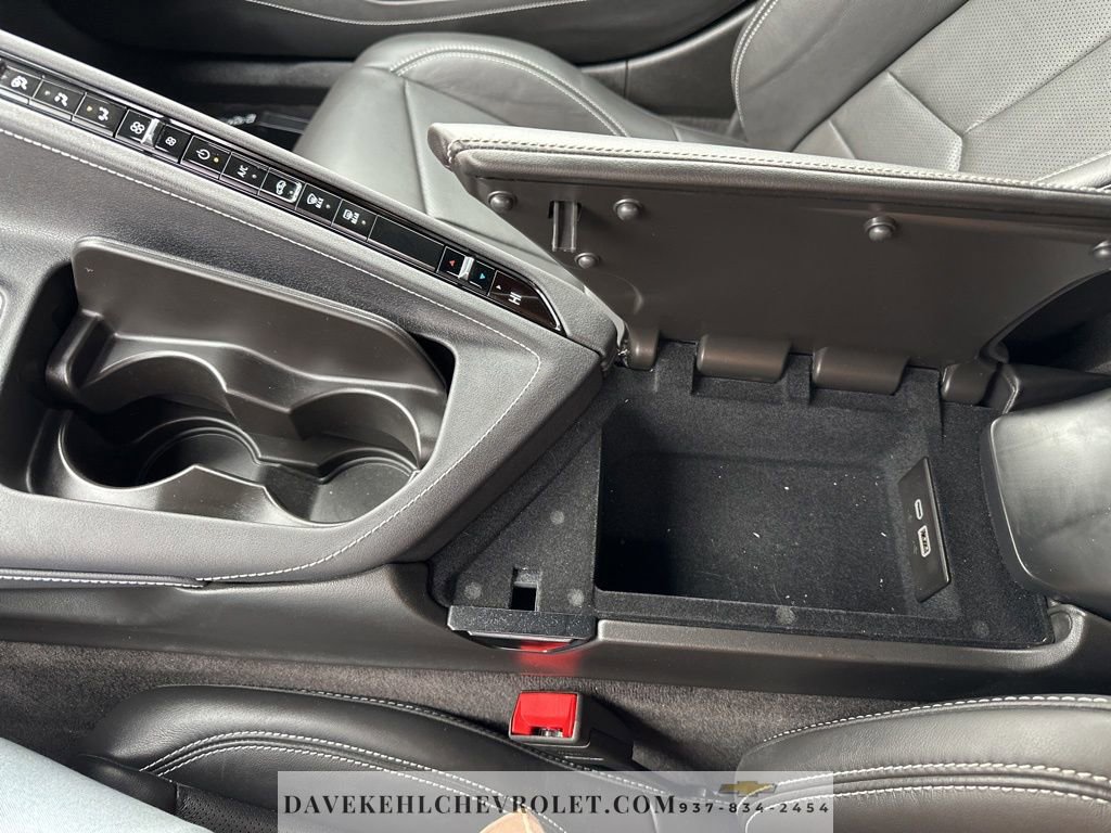 Used 2025 Chevrolet Corvette Stingray Coupe w/ 1LT image 17