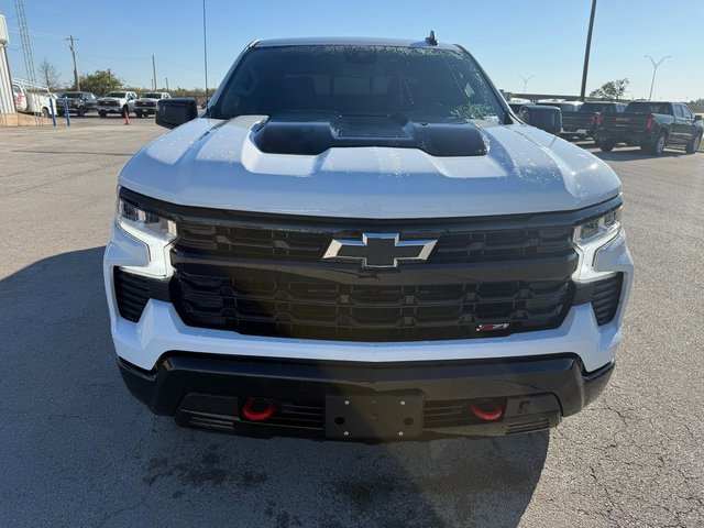 Used 2024 Chevrolet Silverado 1500 LT Trail Boss w/ Convenience Package II image 9