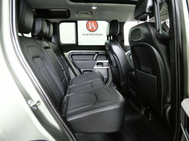 Used 2022 Land Rover Defender 110 SE image 13
