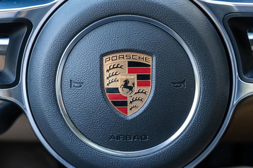 Used 2020 Porsche Macan image 27