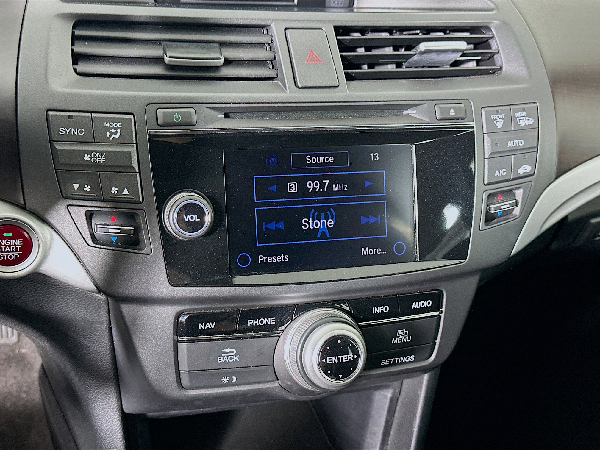 Used 2014 Honda Crosstour EX-L image 24